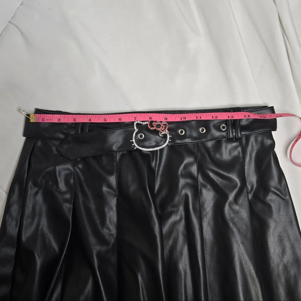 HELLO KITTY black‎ vegan leather pleated rhinestone belt goth mini skirt L